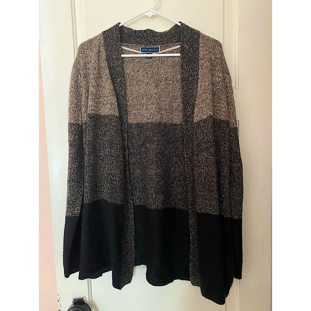 Tricolored cardigan